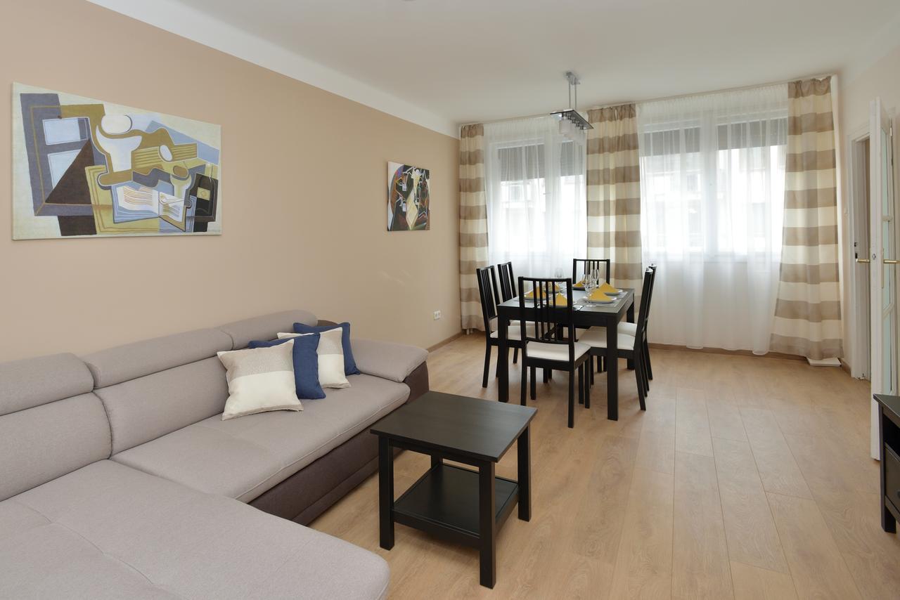 Deak Apartment Budapest Kültér fotó